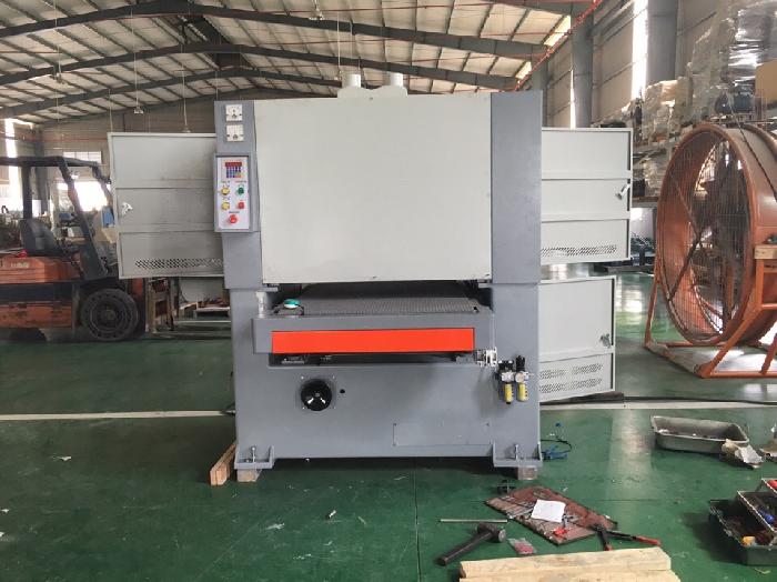 SANDING MACHINE