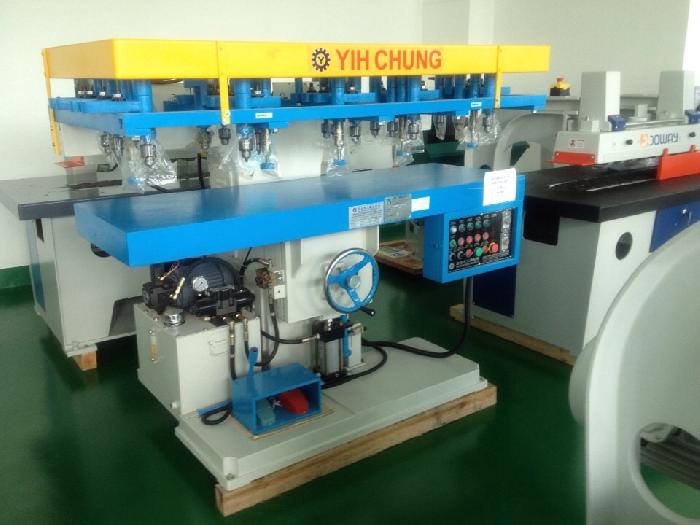 HORIZONTAL DRILLING MACHINE